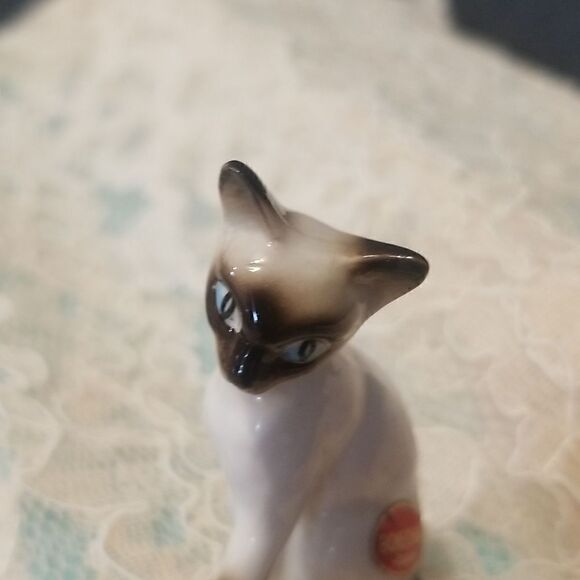 Vintage Cat Figurines Set of 2 Made in Japan - Picture 8 of 13